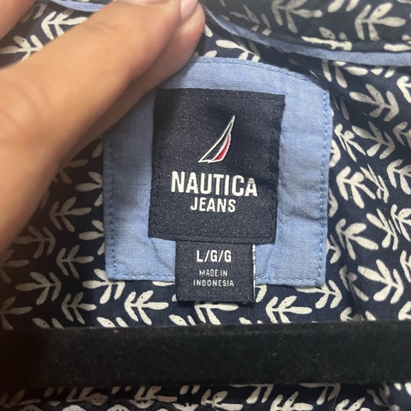 Nautica jeans Stylish navy blue White Patterned Top blouse collar button-down L - Picture 2 of 3